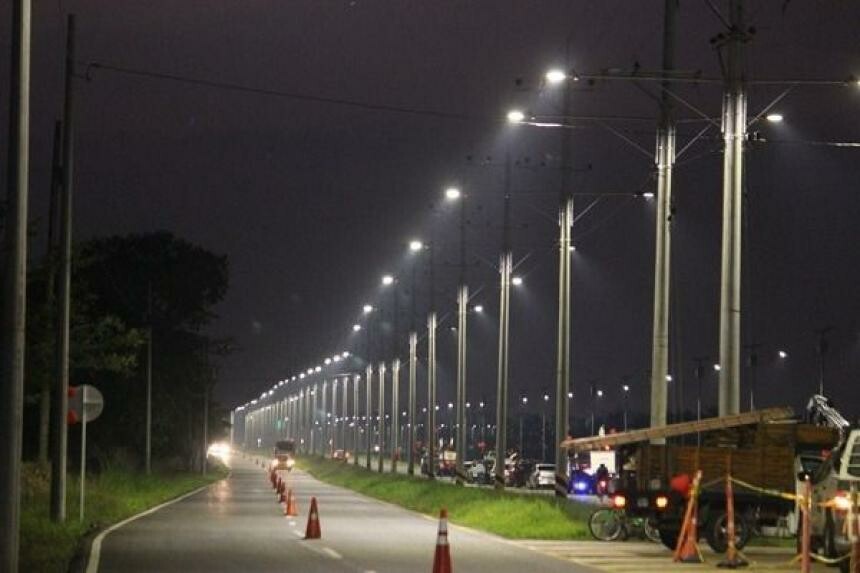 Modernizan alumbrado público en comunas 10 y 11 de Ibagué