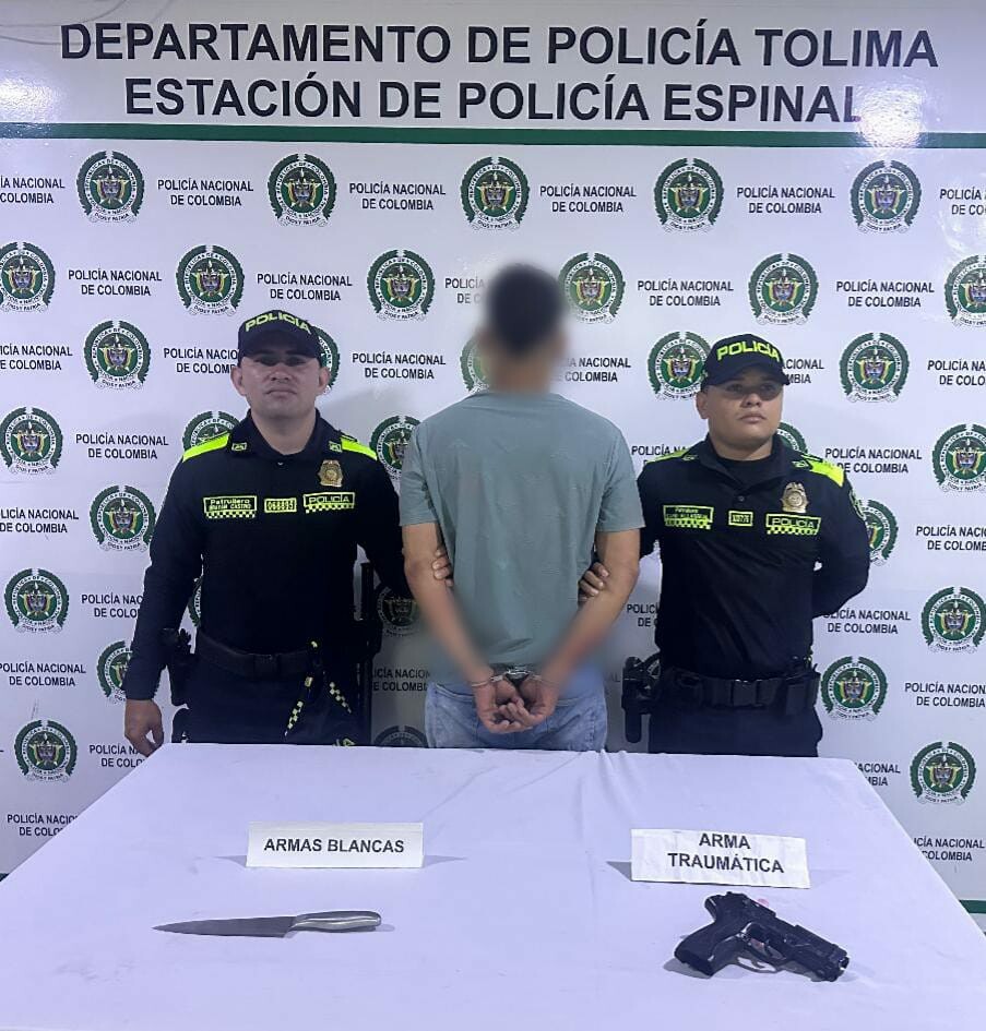 Arrestan a hombre armado tras intento de hurto en El Espinal