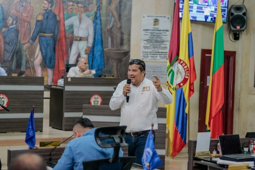 Aunque se anuncia la ampliación del sistema LED, persisten luminarias apagadas y sectores sin cobertura