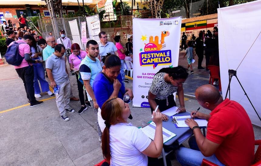 Festival del Camello recibió a más de 150 buscadores de empleo en el barrio Jordán.
