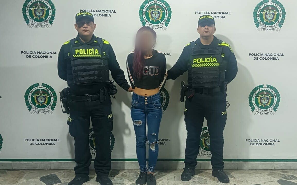 Acción investigativa permite la detención de mujer buscada por homicidio
