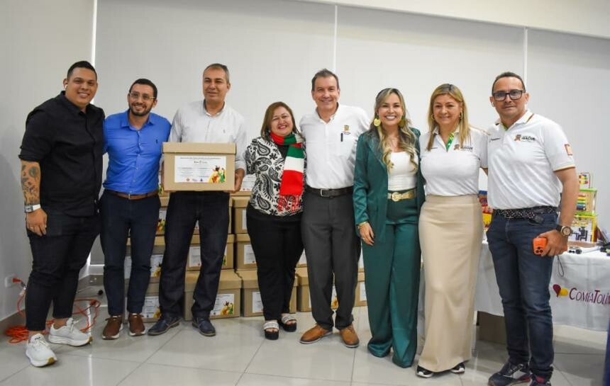 Colegios públicos de Ibagué reciben kits de inclusión para estudiantes