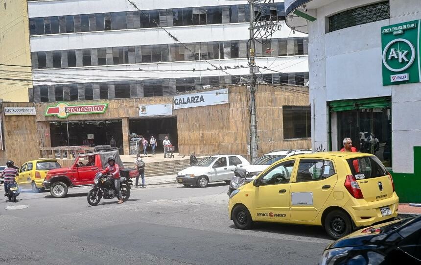 Contribuyentes de Ibagué ya pueden hacer sus trámites tributarios en la nueva sede de la Dirección de Rentas.