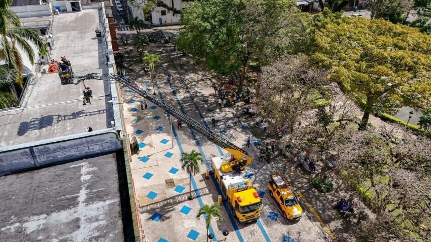 Ejercicios de evacuación y rescate involucraron entidades públicas, privadas y fundaciones