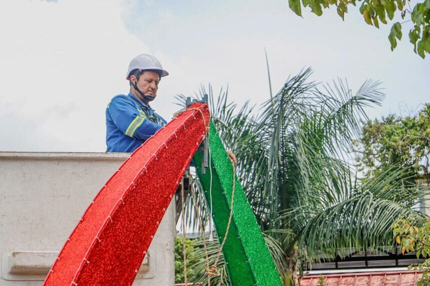 Figuras navideñas transforman el centro de Ibagué