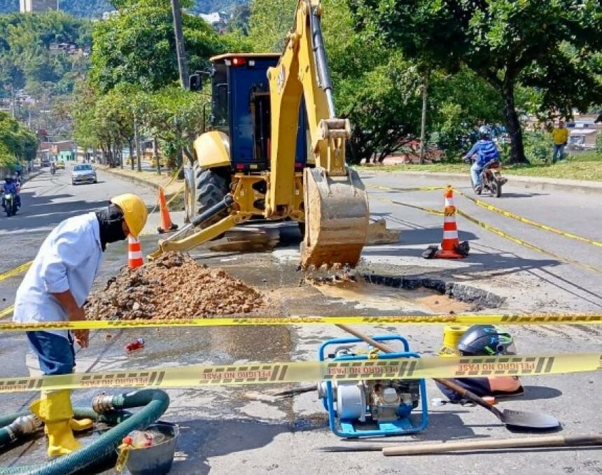 Restablecen servicio de agua en cuatro barrios de Ibagué
