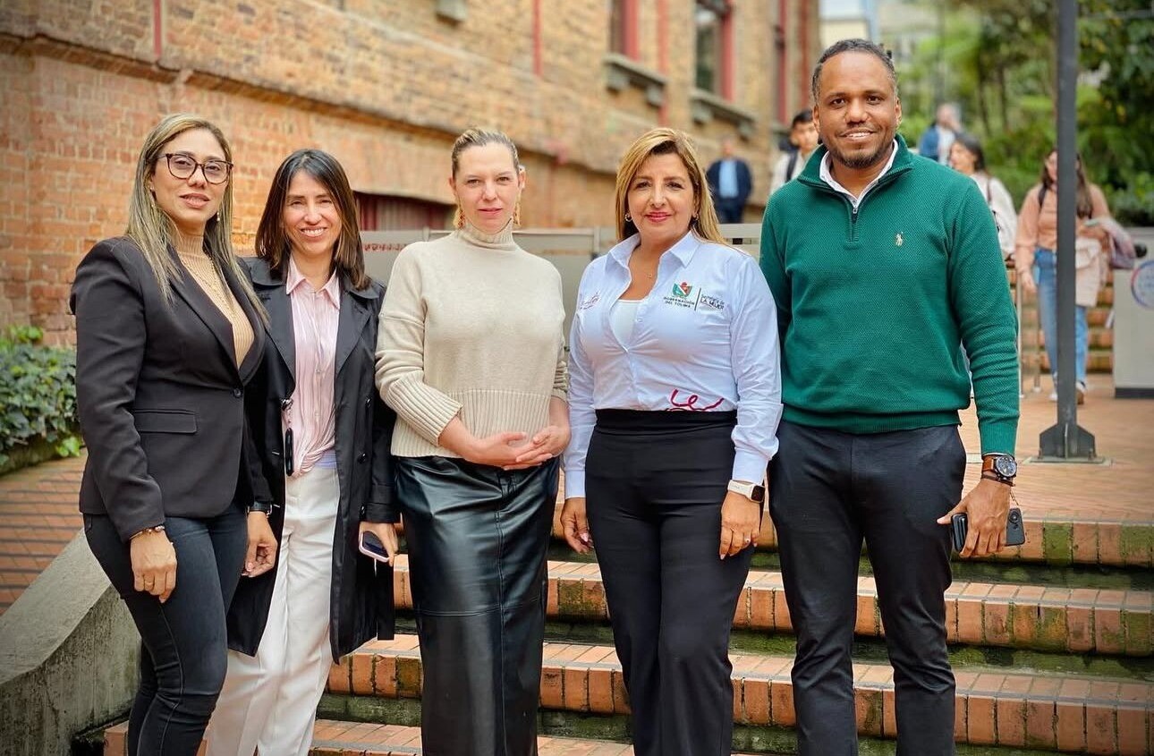 Tolima fortalece el liderazgo social y político de mujeres y jóvenes con alianza en la Universidad de los Andes