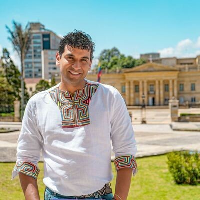 El doble rasero del congresista David Racero