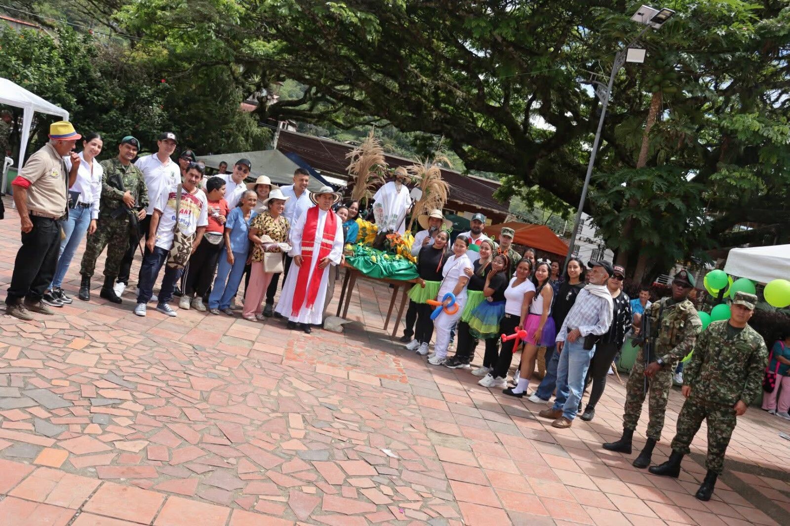 Mercados campesinos dinamizan la economía en municipios del Tolima