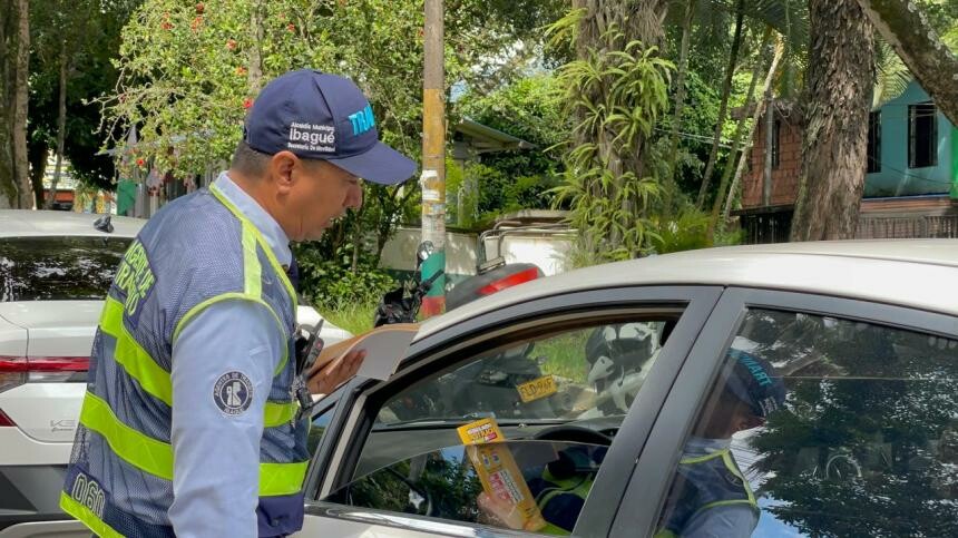 68 comparendos marcaron la fase pedagógica del pico y placa en Ibagué