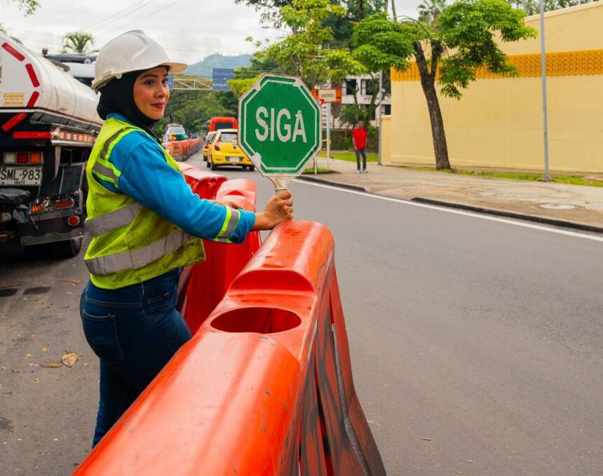 Cierre temporal en avenida Ferrocarril afecta movilidad este martes