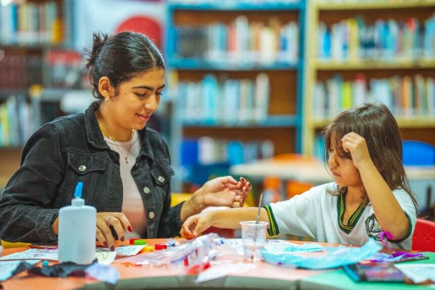 Más de 900 personas participan en formación artística gratuita