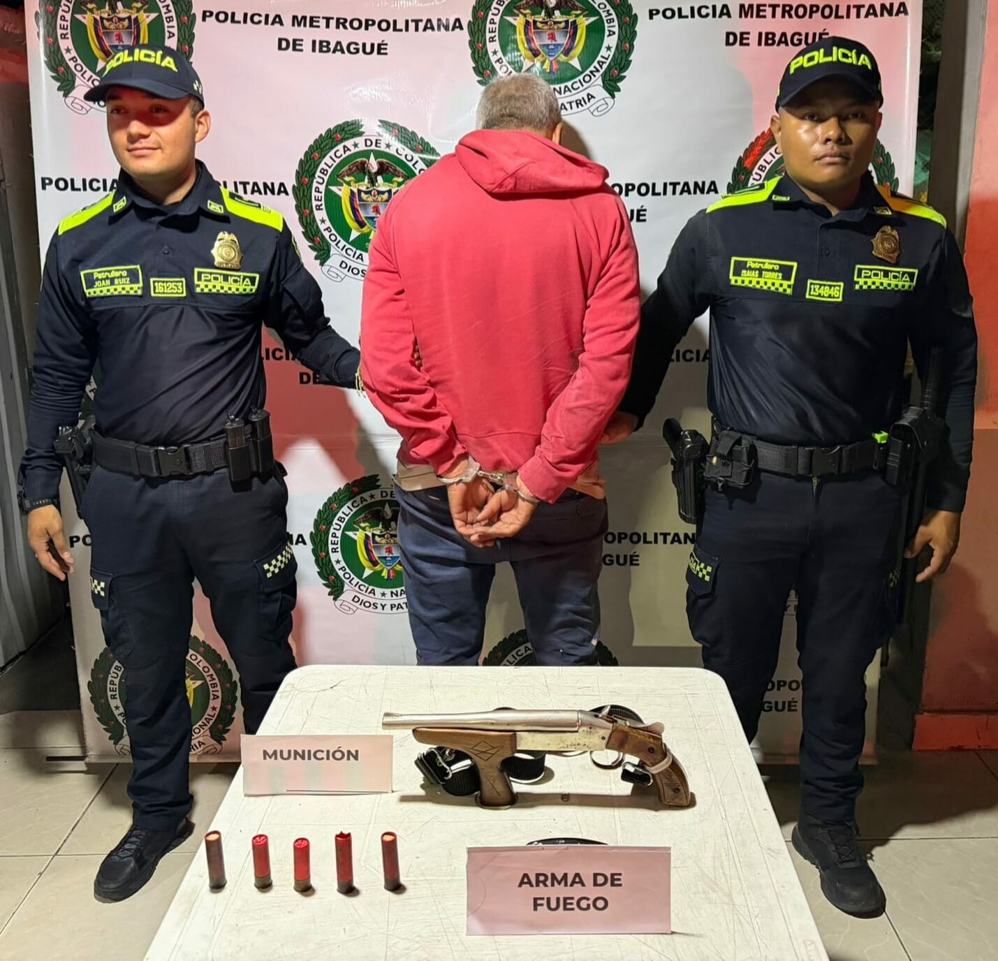 Llegó repartiendo bala a diestra, y siniestra. Autoridades lo retuvieron