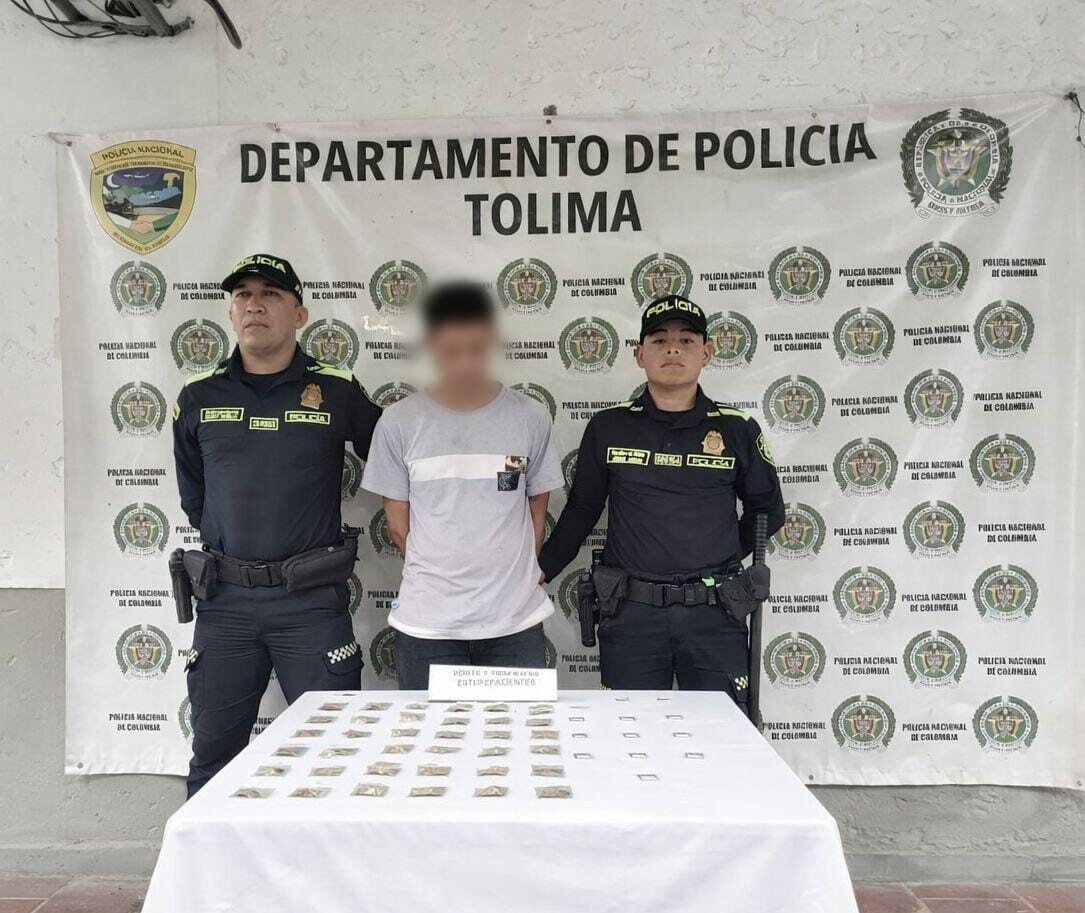 Cae con droga en pleno mediodía en Venadillo