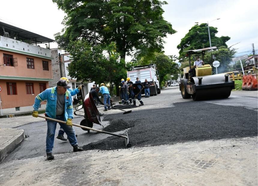 Más de 9.000 huecos reparados en vías de Ibagué