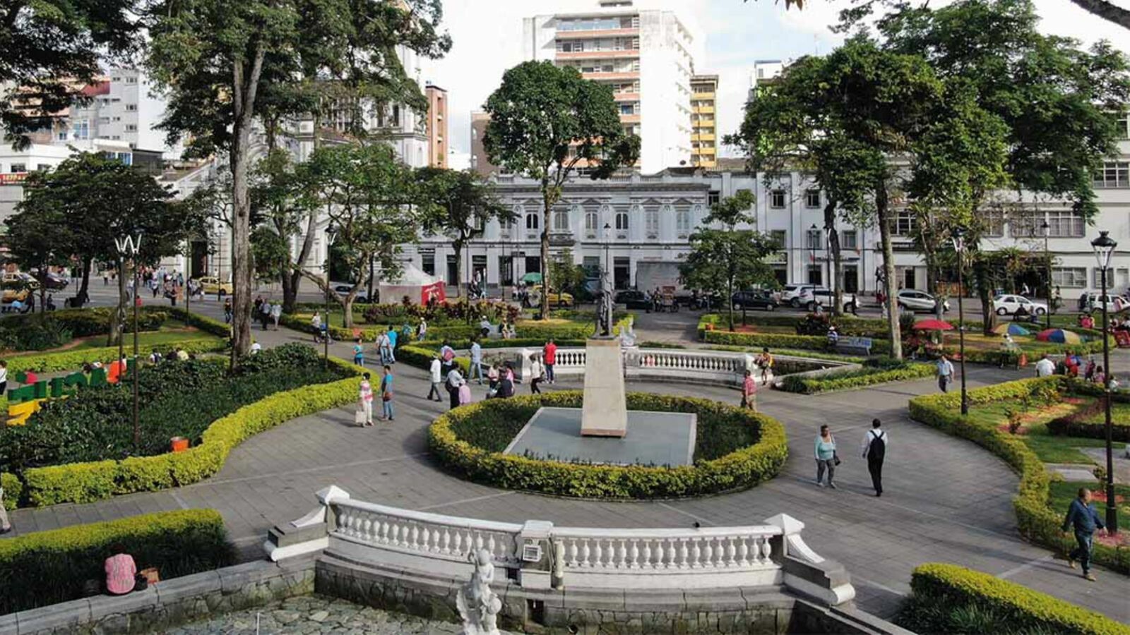 Estafador inunda comercios de Ibagué con billetes falsos