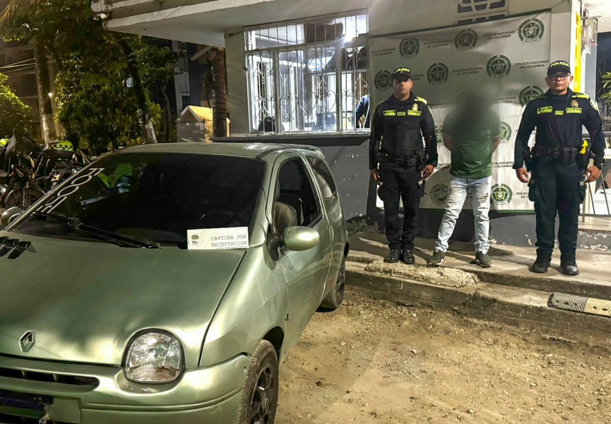 Recuperan carro robado y capturan conductor en Ibagué