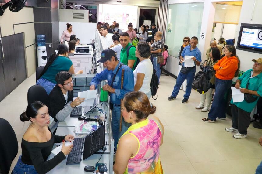 60.000 facturas de predial siguen pendientes tras críticas por aumentos