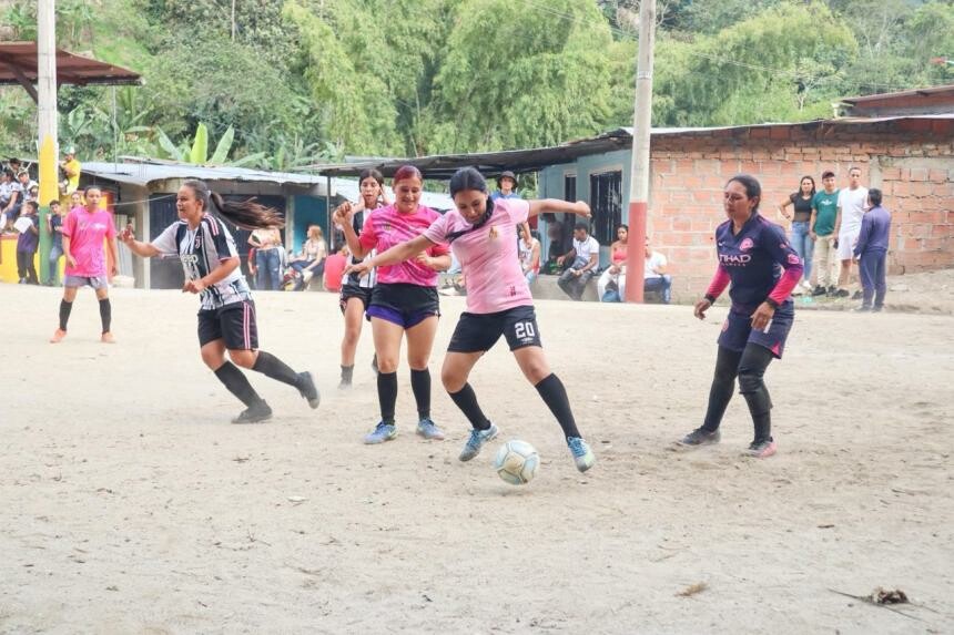 Arrancan zonales de Juegos Campesinos en zona rural
