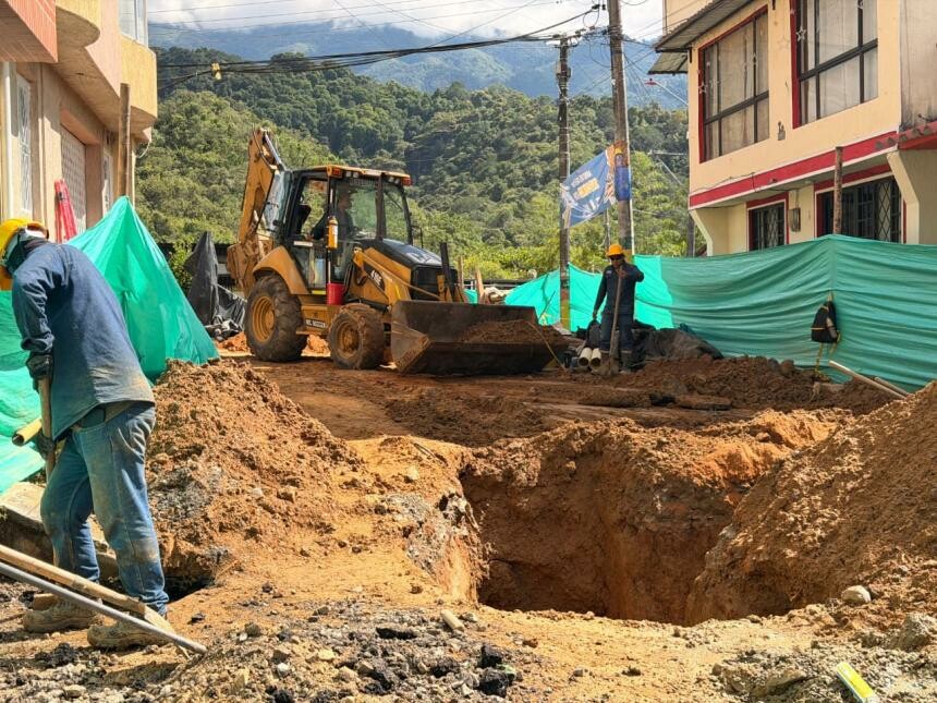Obras del IBAL reabren intervención en barrio Córdoba
