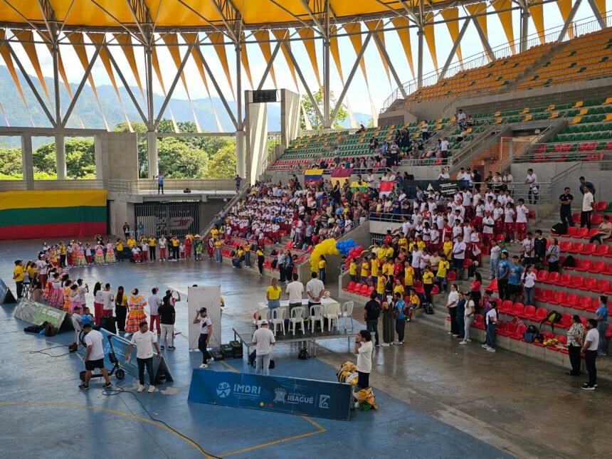 Mundial inclusivo escolar arranca con estudiantes sordos