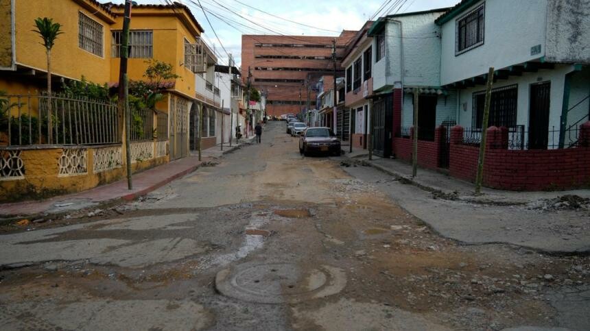 Huecos de 15 años serán intervenidos en comuna 4 de Ibagué