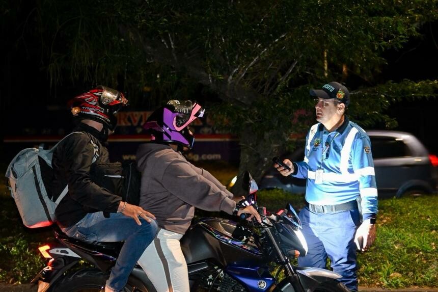 Más de 130 conductores sancionados tras operativos viales en Ibagué