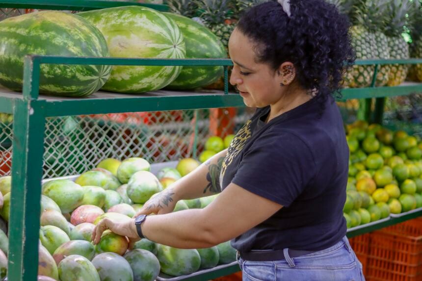 Frutas de cosecha alivian precios en mercados de Ibagué