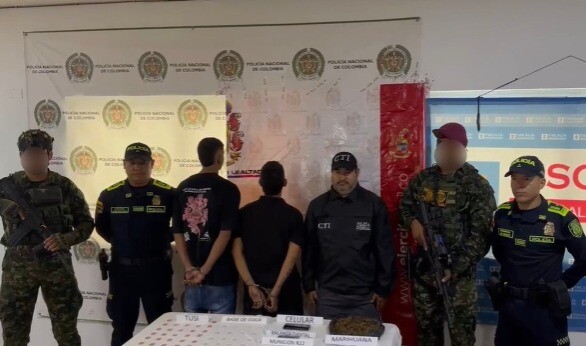Caen dos presuntos expendedores de droga en Honda