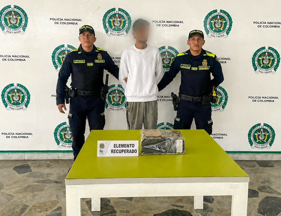 Capturan a presunto ladrón con computador recién hurtado
