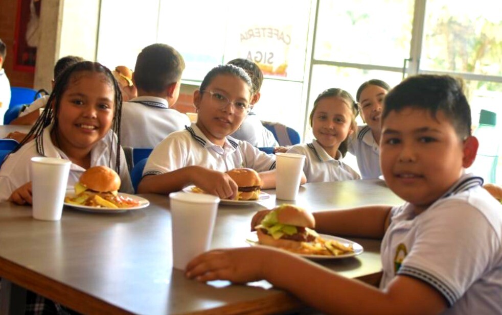 Menú especial del PAE marca el inicio del receso escolar