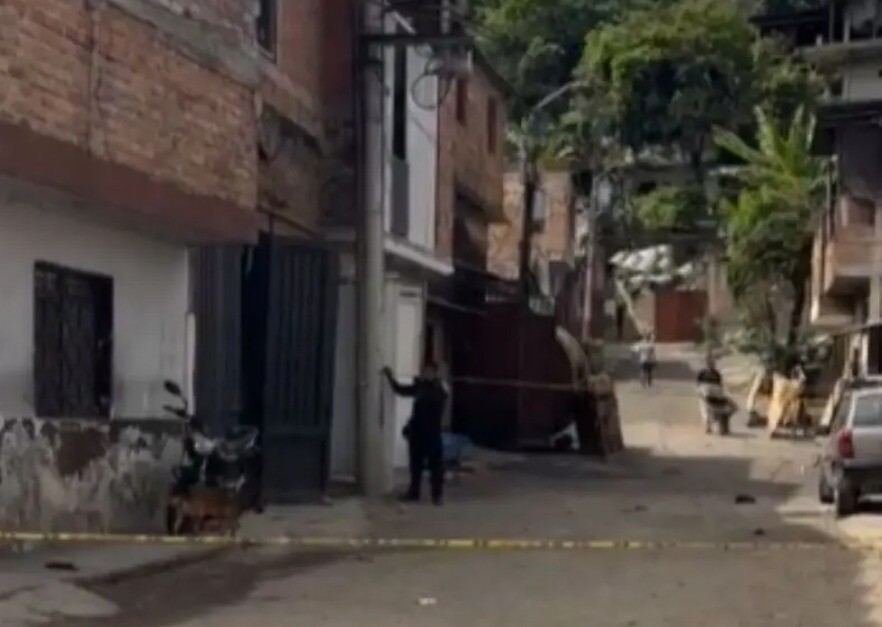 Extraña explosión en basura deja dos heridos en el sur de Ibagué