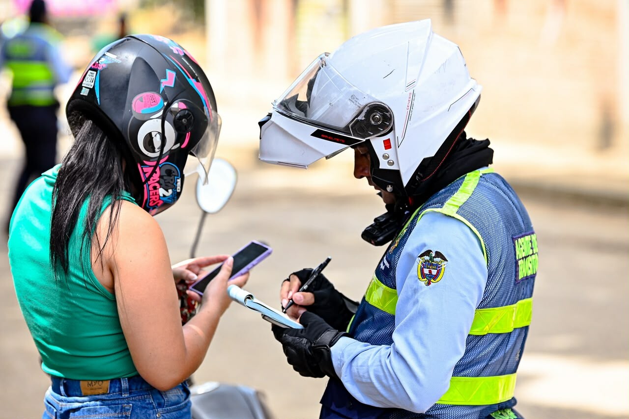 Más de 120 conductores terminaron sancionados tras controles de tránsito