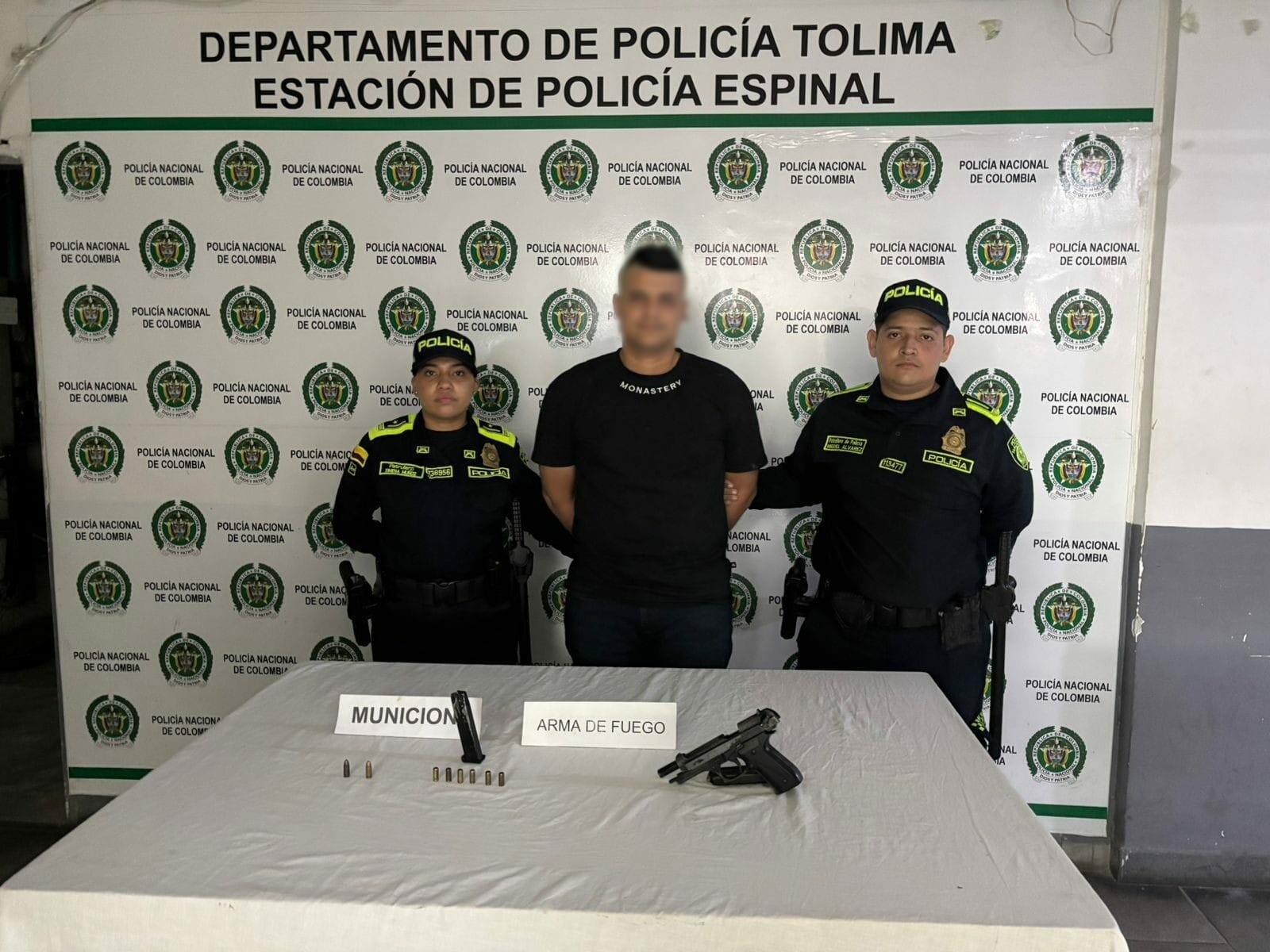 Detienen en El Espinal a hombre con arma traumática aparentemente modificada