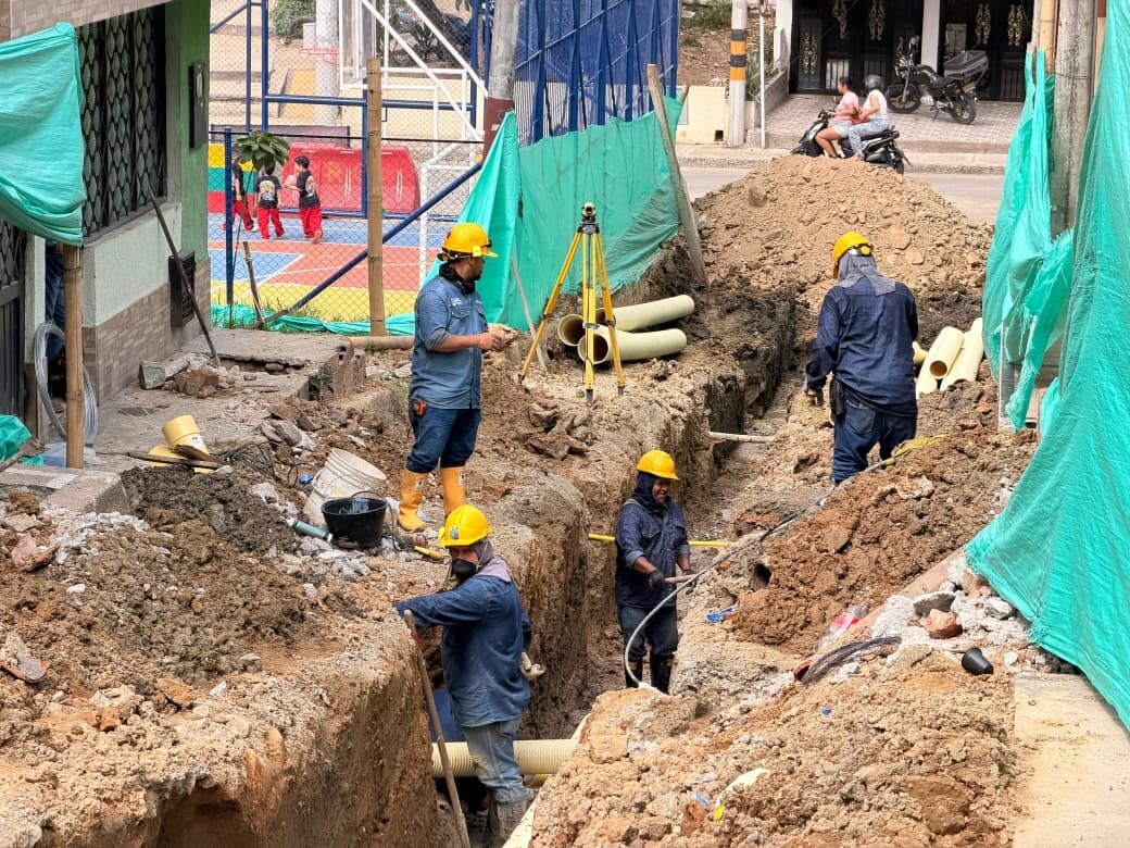 Una calle del sur de Ibagué entra en obra por redes deterioradas