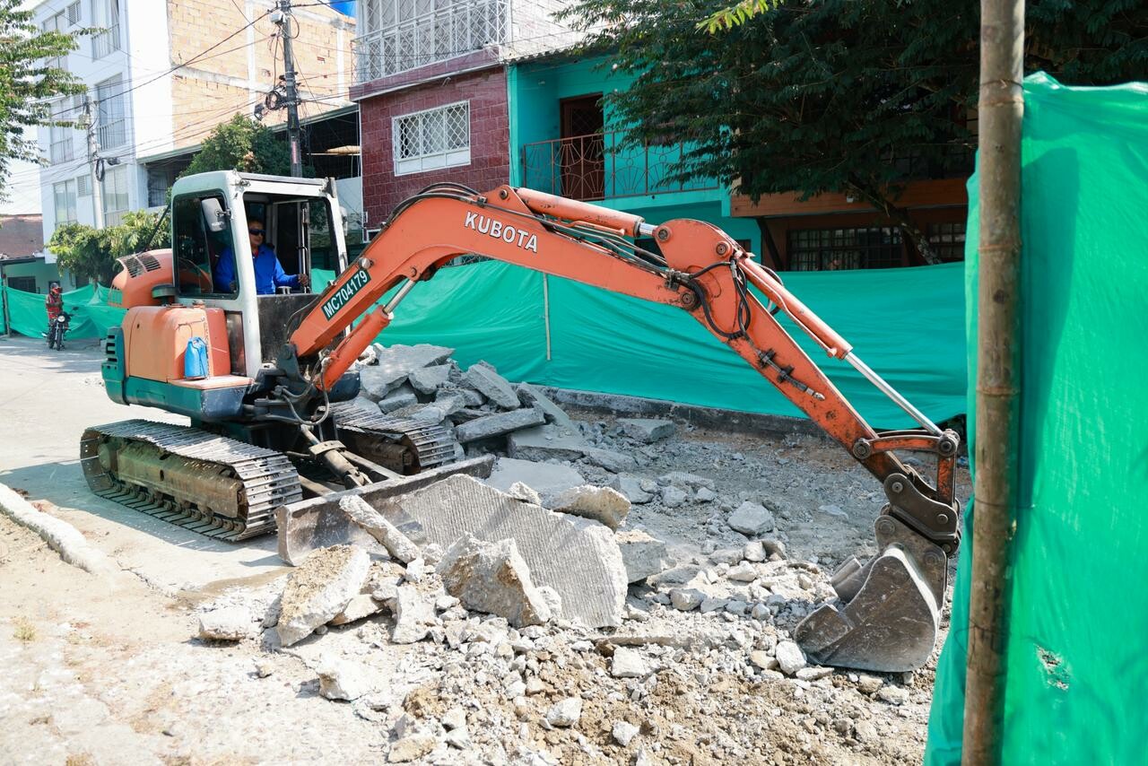 Tres cuadras de Picaleña entran en renovación de redes y vías