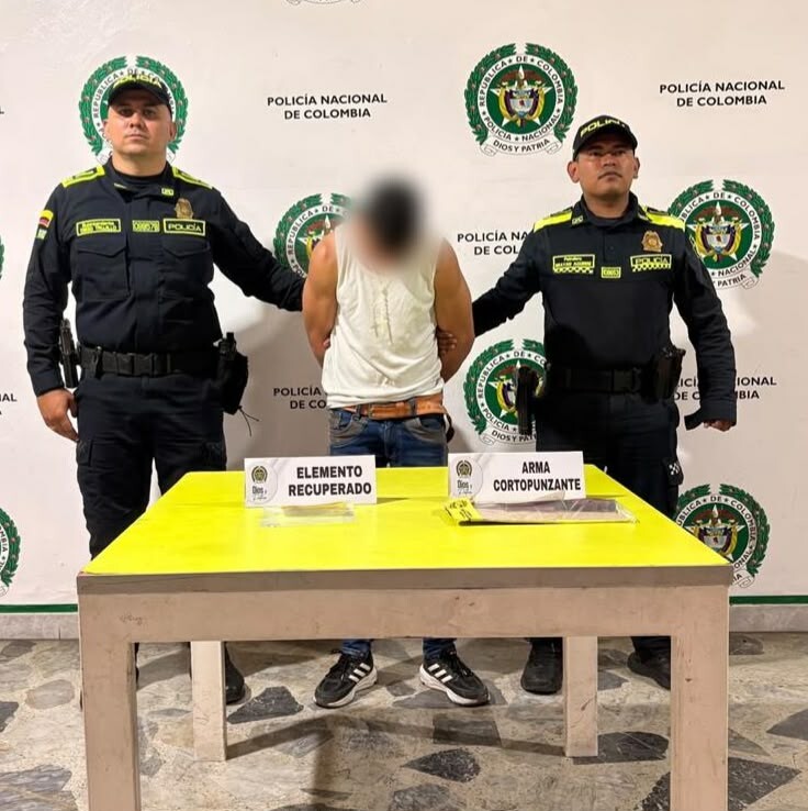 Hombre intimidó con cuchillo a una mujer para robarle sus aretes