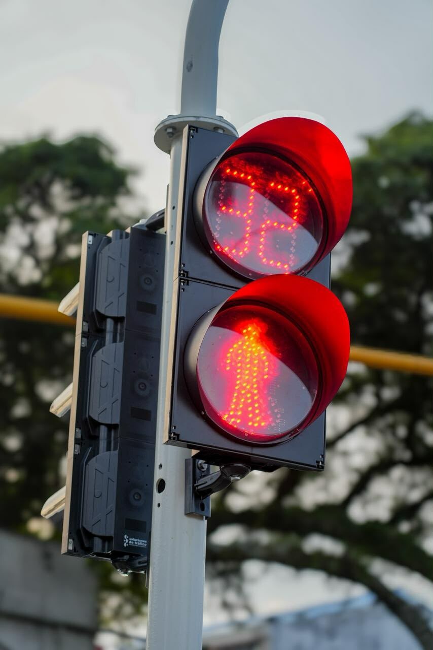34 cruces semafóricos entran en fase clave de ajustes en Ibagué