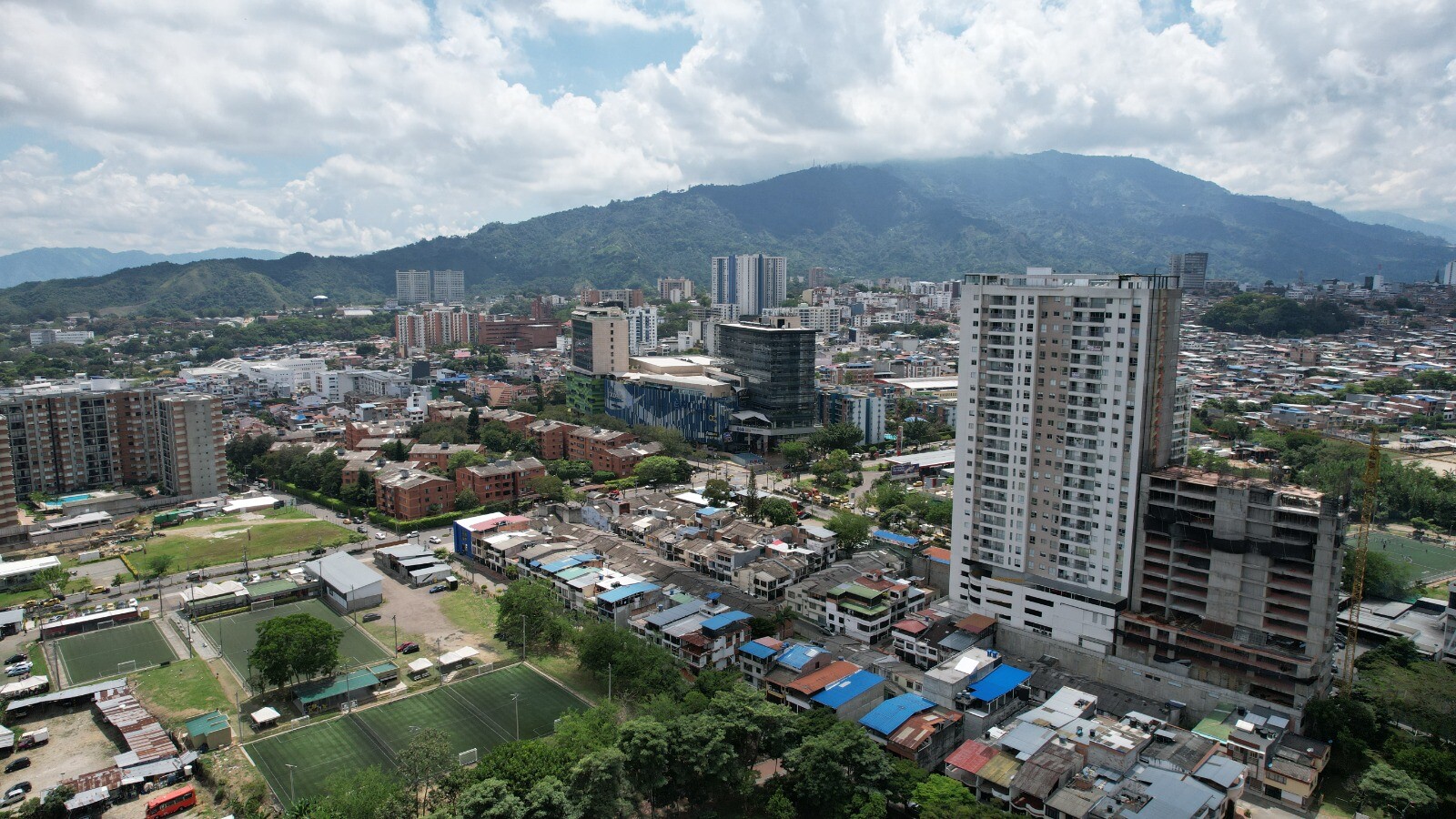 Ibagué se endeuda por $190.000 millones para financiar obras