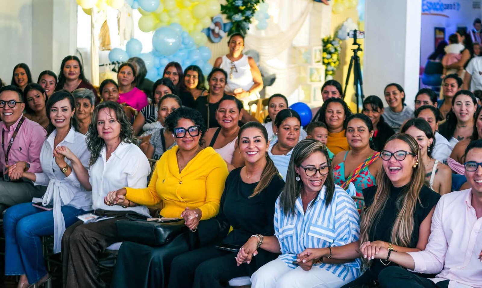 Gobernación del Tolima impulsó jornada de bienestar y cambio extremo para mujeres