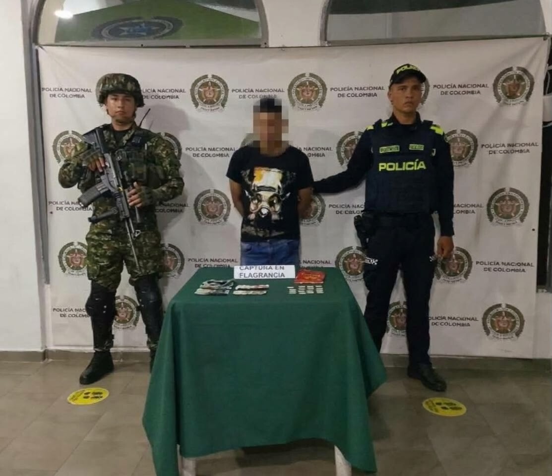 Cayó con 16 bolsas de bazuco y dinero en efectivo en El Guamo