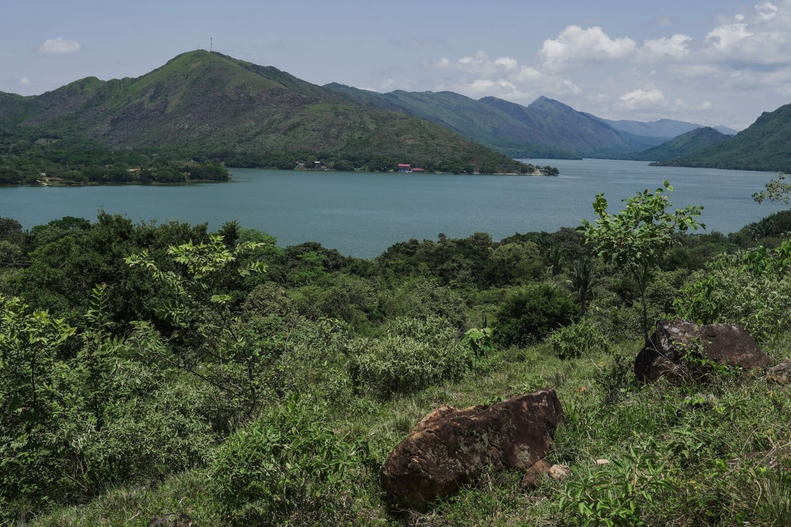 Embalse de Prado registra su nivel más alto en cuatro años