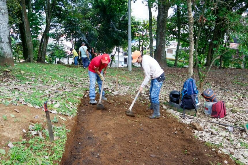 Inician obras de remodelación en el parque principal del barrio Calarcá