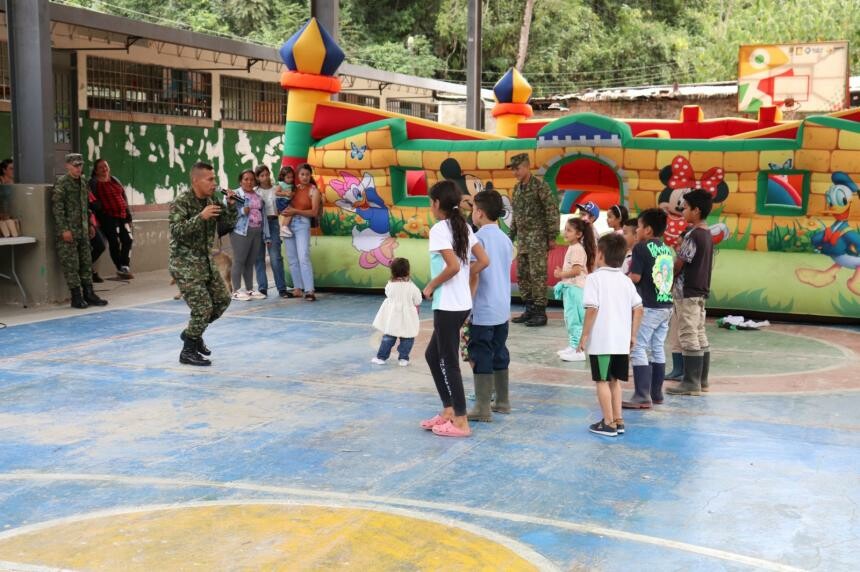 Instituciones públicas prestaron servicios integrales en el corregimiento Laureles