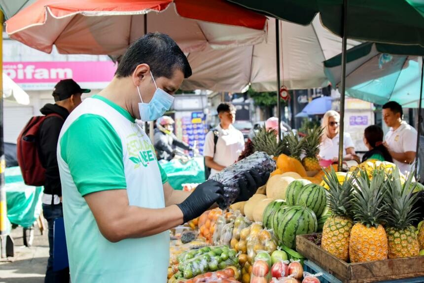 Intervención en Plaza La 14 por uso indebido del espacio público