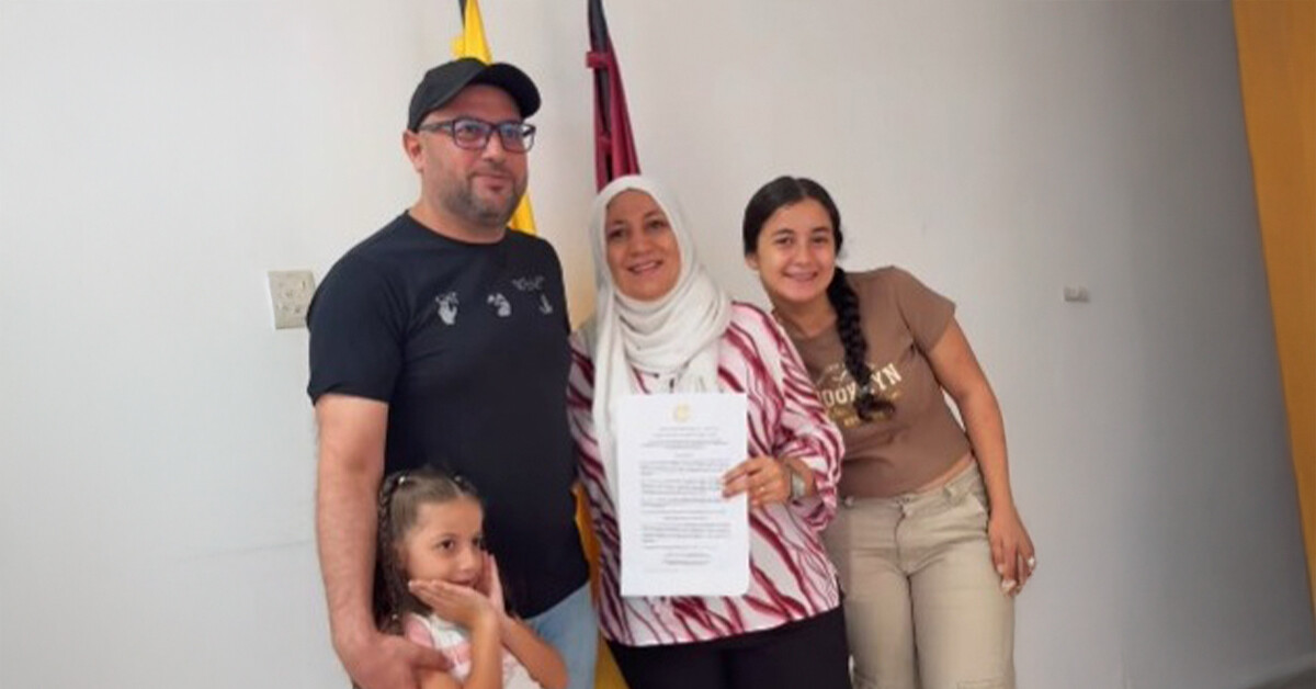 La ciudadana cumplió con los requisitos legales para formalizar su vínculo con Colombia