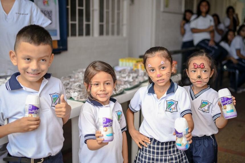 Más de 37.000 estudiantes reciben beneficios con nuevos modelos de alimentación escolar