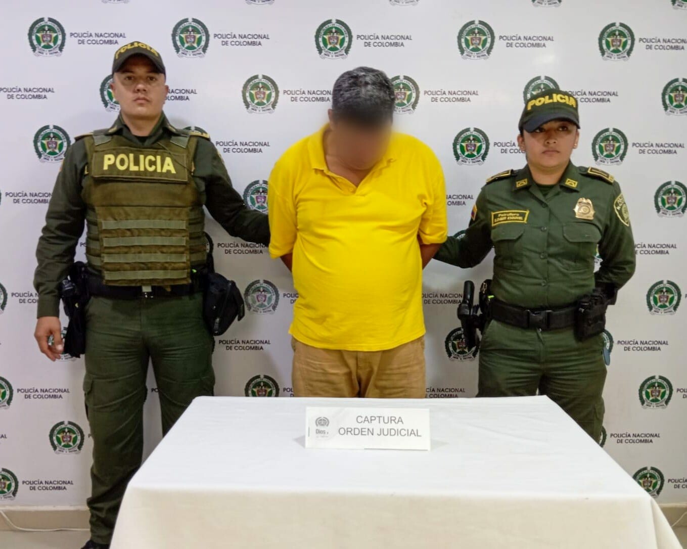 Tenía una orden de captura por haber asesinado a su pareja