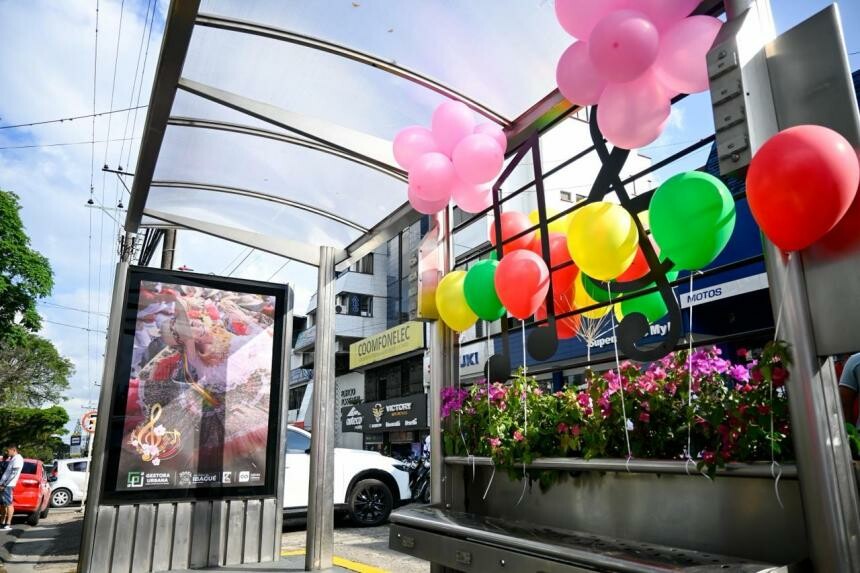 Nuevos paraderos con diseño musical buscan recuperar espacios urbanos en Ibagué