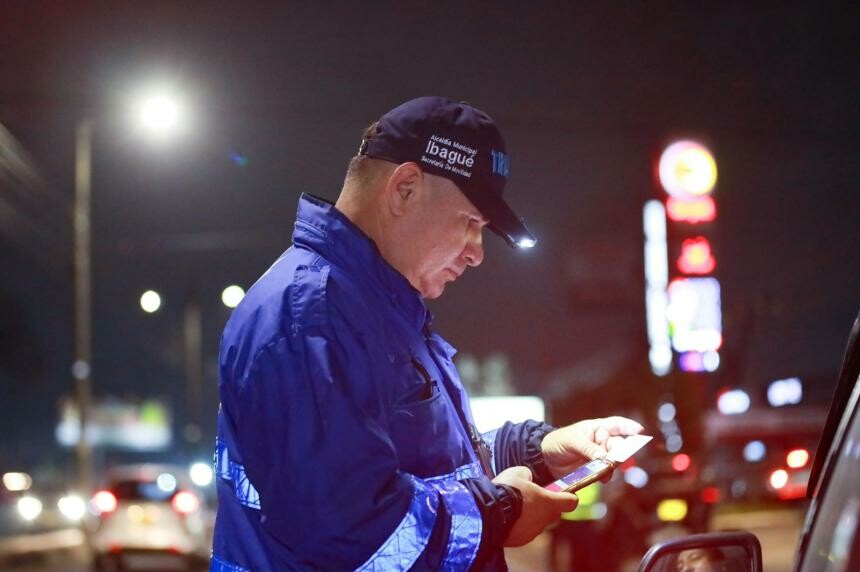 Operativos de tránsito dejan 107 comparendos y un fallecido durante el fin de semana